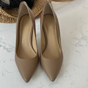 Michael Kors Tan Classic Pointed Heels